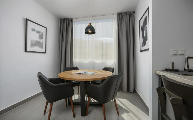 Marbella Real - 1 Bedroom Apartment