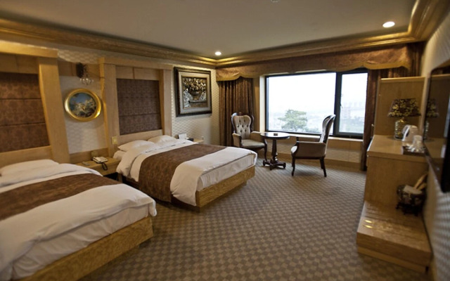 Gunsan Riverhill Hotel