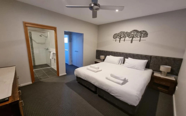 Novotel Lake Crackenback Resort & Spa