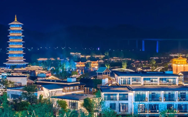 Hotels in Lady Island Resort