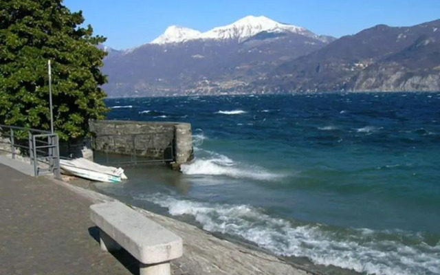 Menaggio Castello Apartments