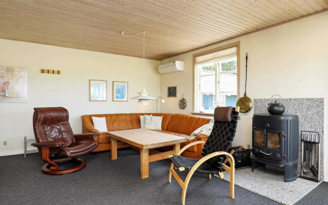 Sunlit Holiday Home in Funen near Sea