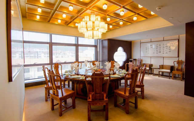 Weihaiwei Hotel