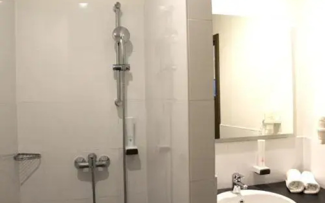 Come IN Hotel