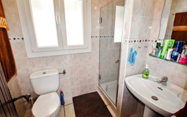 David - holiday bungalow with pool in Teulada
