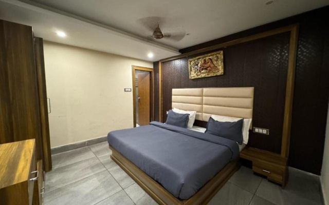 Hotel Green Leaf By T And M Hotels