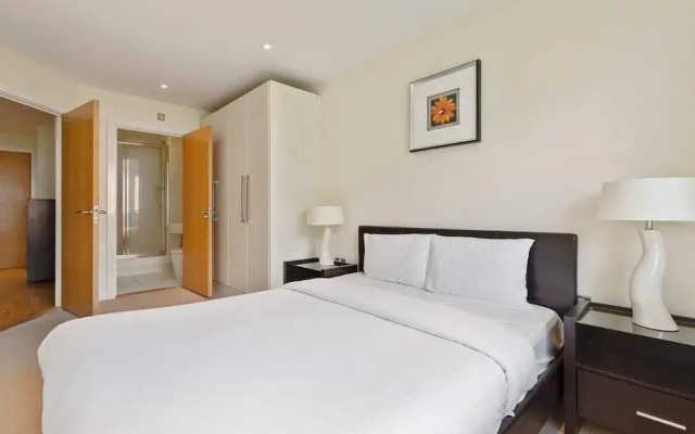 Stunning 2 Bed Apt W/balcony nr Islington