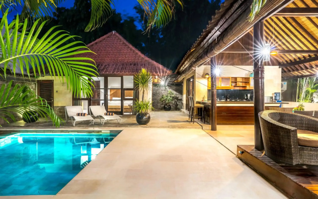 Gili Villas