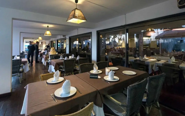 Apartamentos Portonovo