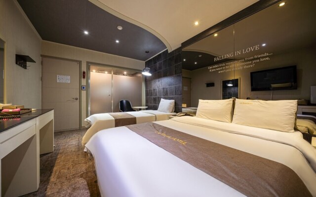 Bundang Siwol Hotel