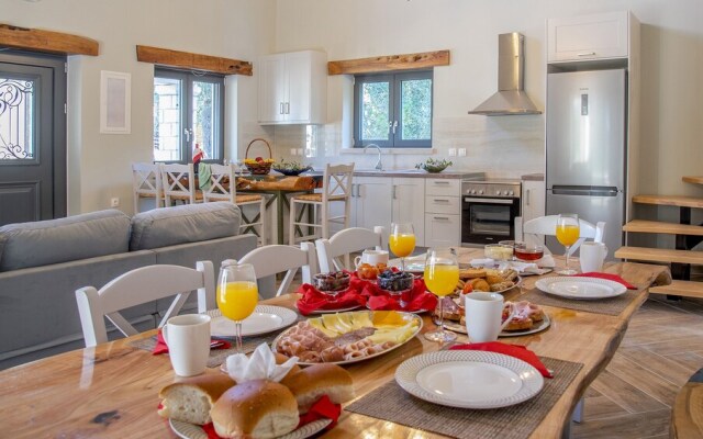 Luxury Villa Dias