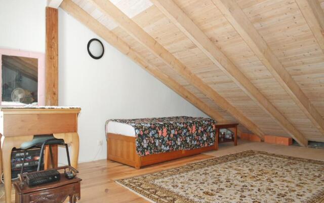 C01 - Blue Door City Apartment