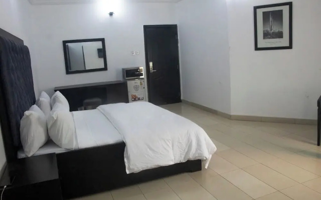 Blue Island Hotel And Suites
