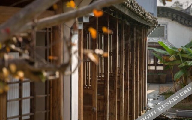 Houtang Holiday Manor