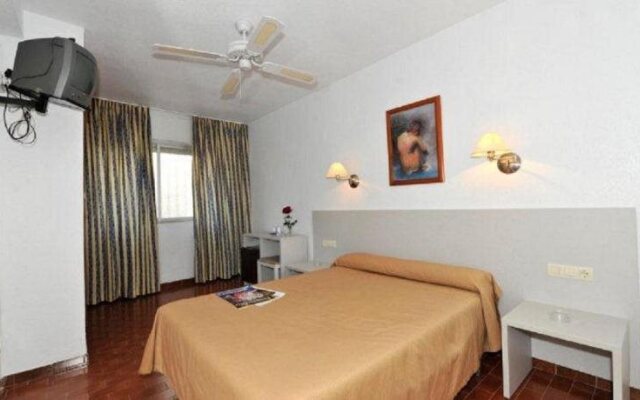 Hostal Velilla