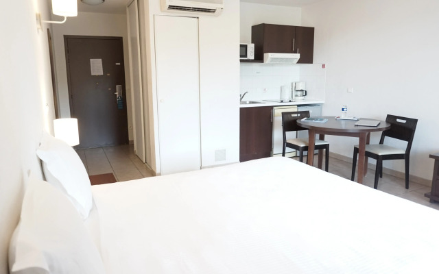 Comfort Aparthotel Six-Fours