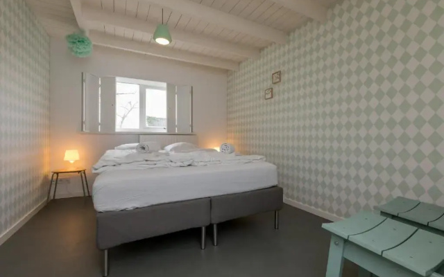 Bovenappartement Kon. Emmaweg 6, Vrouwenpolder
