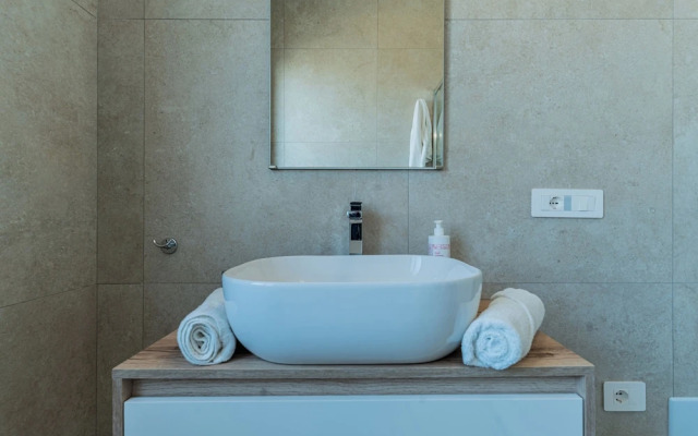 Villa Infinity with pool