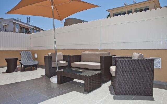 Geula Suites