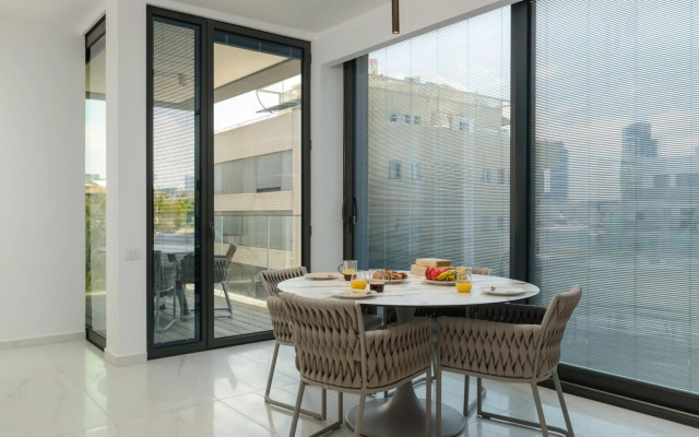 Sea&City by HolyGuest