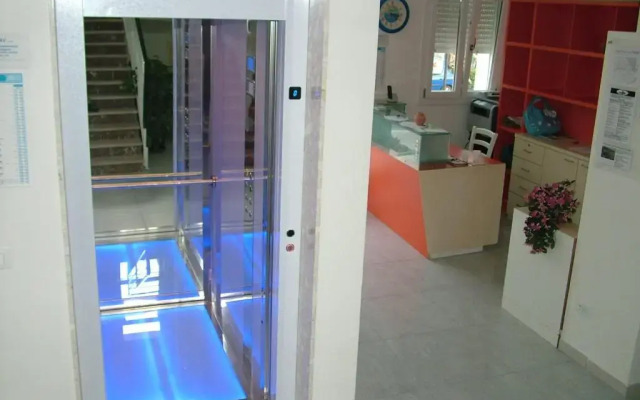 Hr Vapore Gatteo Mare