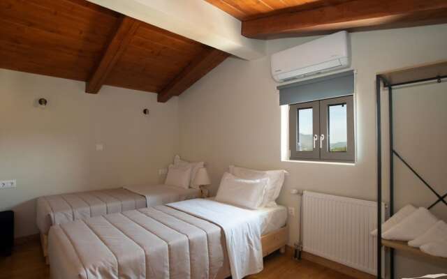 Modone Villas in Peloponnese