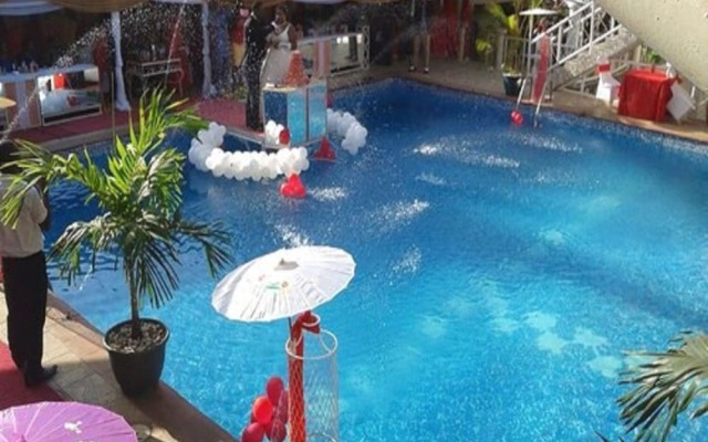 Royal Choice Inn