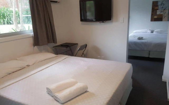 Siesta Motel