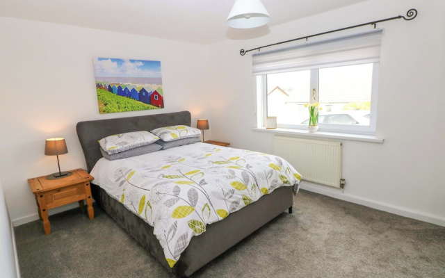 15 Lawnswood