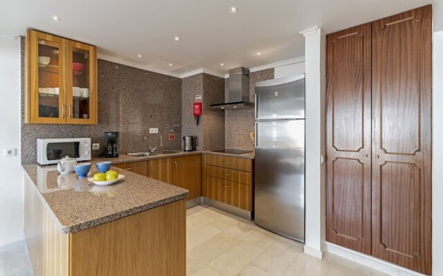 Arriaga I by An Island Apart