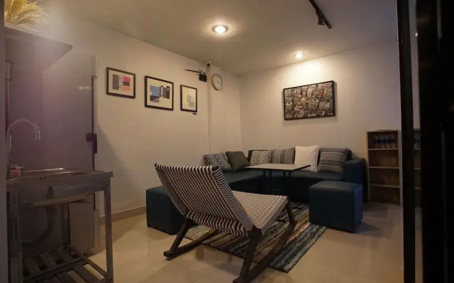 OYO 934 VR Meet Hostel