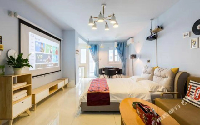 Siborui Boutique Cinema Apartment
