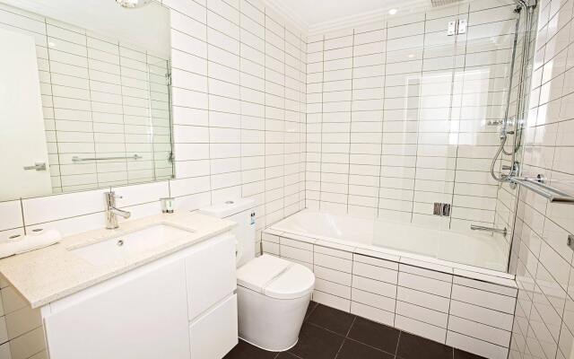 Astina Serviced Apartments - Parkside