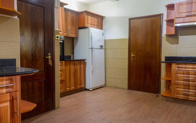 Mimosa Court Apartments