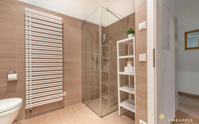 Pineapple Apartments Palais am Neumarkt