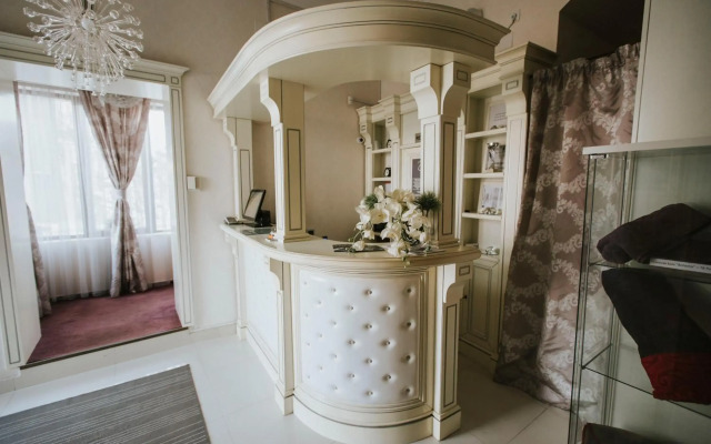 Cherie Hotel Boutique & Restaurant