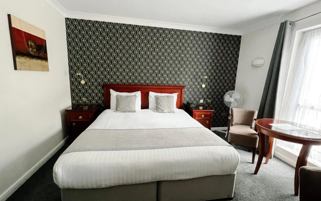 Manor of Groves Hotel, Golf & Health Club