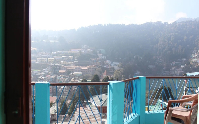 OYO 12782 Hotel Sweet Home