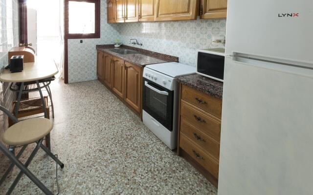 RIVER  - Apartment with sea views Free WiFi