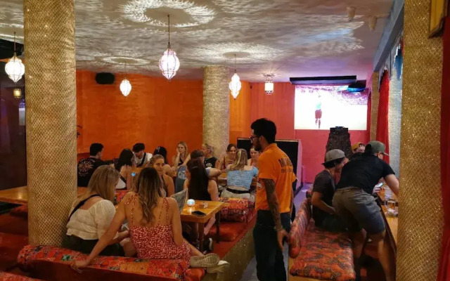 Khaosan Social Capsule Bangkok - Adult Only - Hostel