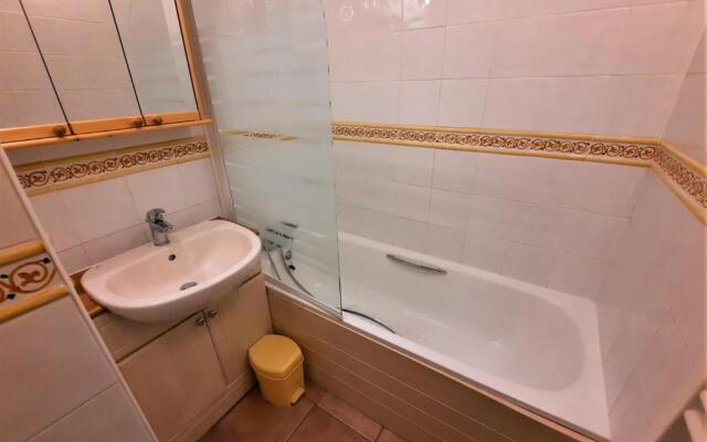 Appartement Les Menuires, 2 pièces, 5 personnes - FR-1-452-131