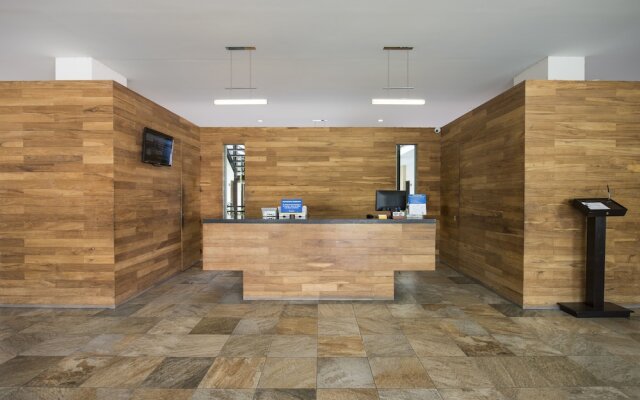 Hotel Andiroba Palace