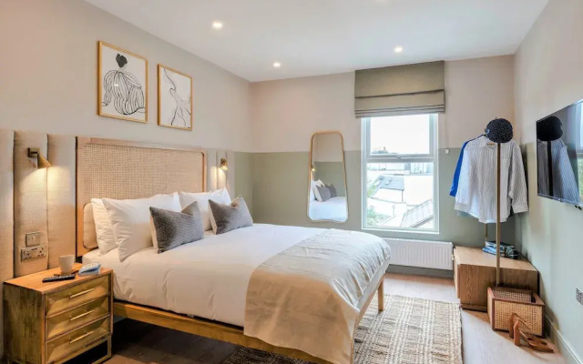 Your Apartment Shepherd's Bush