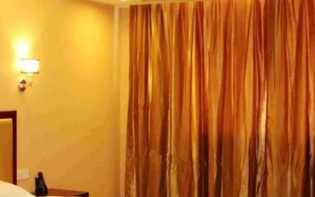 Super 8 Hotel