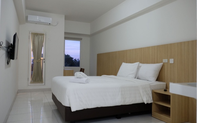 Quintessa Room at Candiland Apartement – Guest Rooms – Semarang
