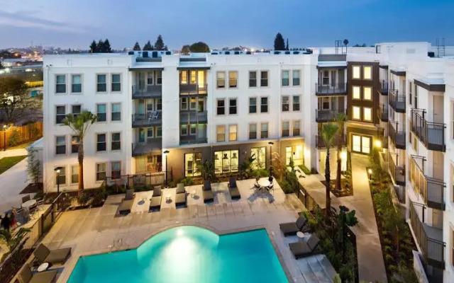 Oakwood Redwood City
