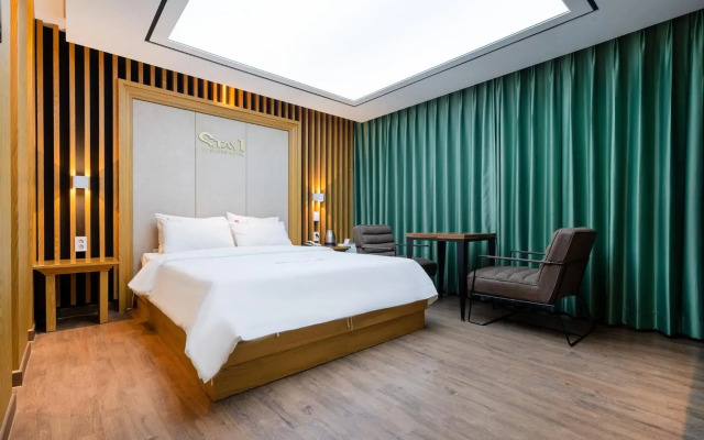 Stay Hotel