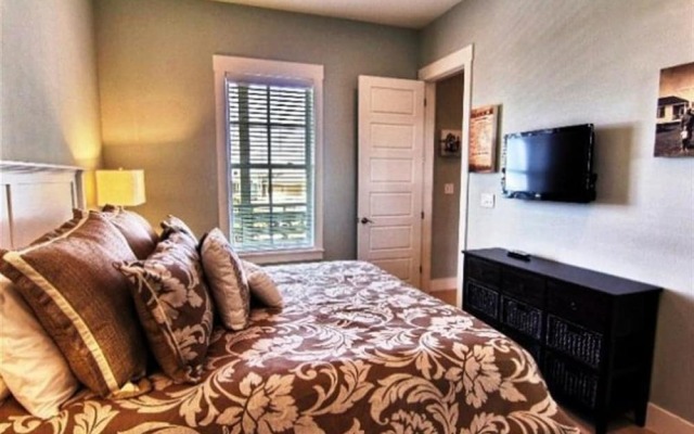 Cinnamon Shore- Sand Point TC 3303