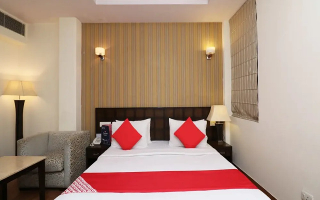 Capital O 307 Hotel The Class