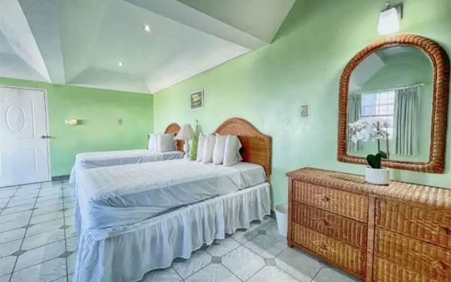 Villa Isabella Discovery Bay